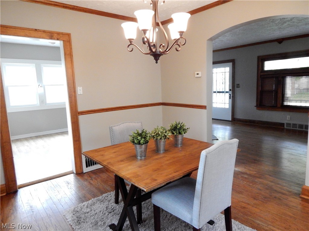 7501 Jameson Road Cleveland, OH 44129 - Photo 7 of 25