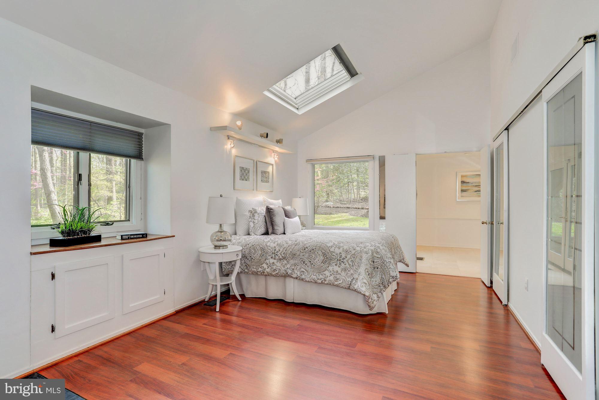 3212 Foxvale Drive Oakton, VA 22124 - Photo 14 of 30 Main level Master Bedroom