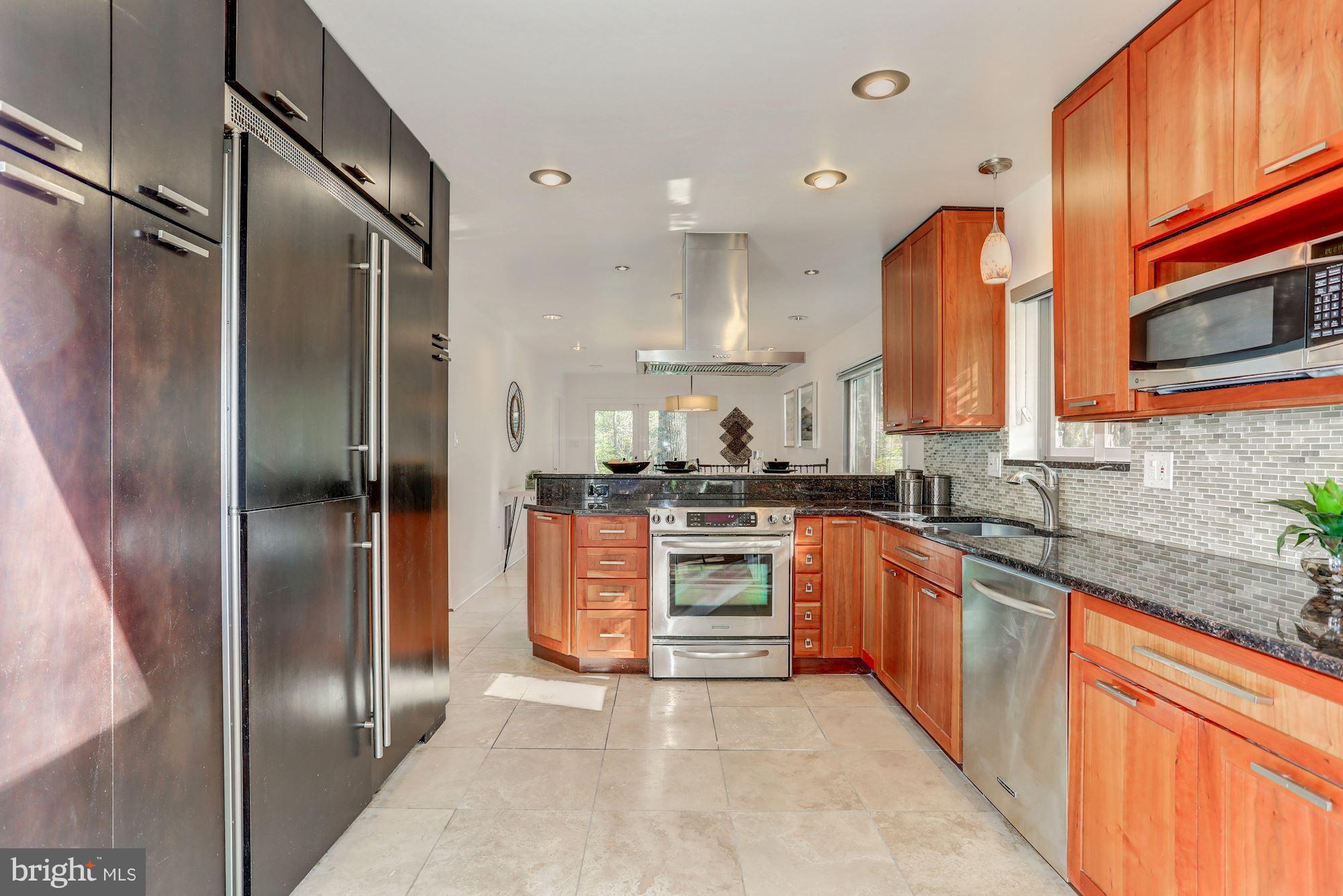 3212 Foxvale Drive Oakton, VA 22124 - Photo 9 of 30 Kitchen