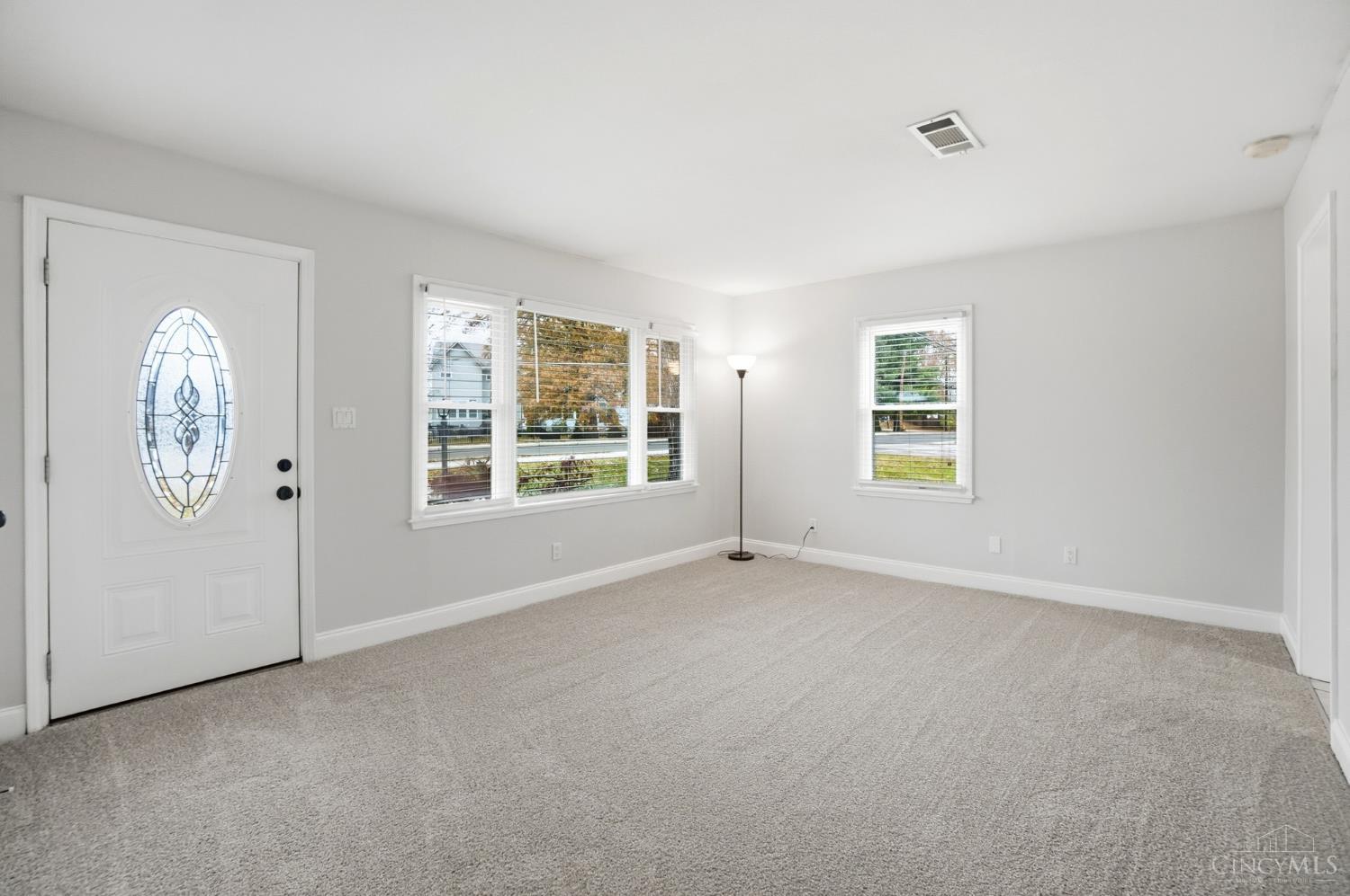 4582 Cooper Road Blue Ash, OH 45242 - Photo 6 of 37
