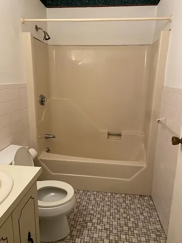 $2,200 | 245 Sea Street, Unit 16, Quincy, MA 02169