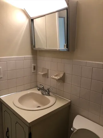 $2,200 | 245 Sea Street, Unit 16, Quincy, MA 02169