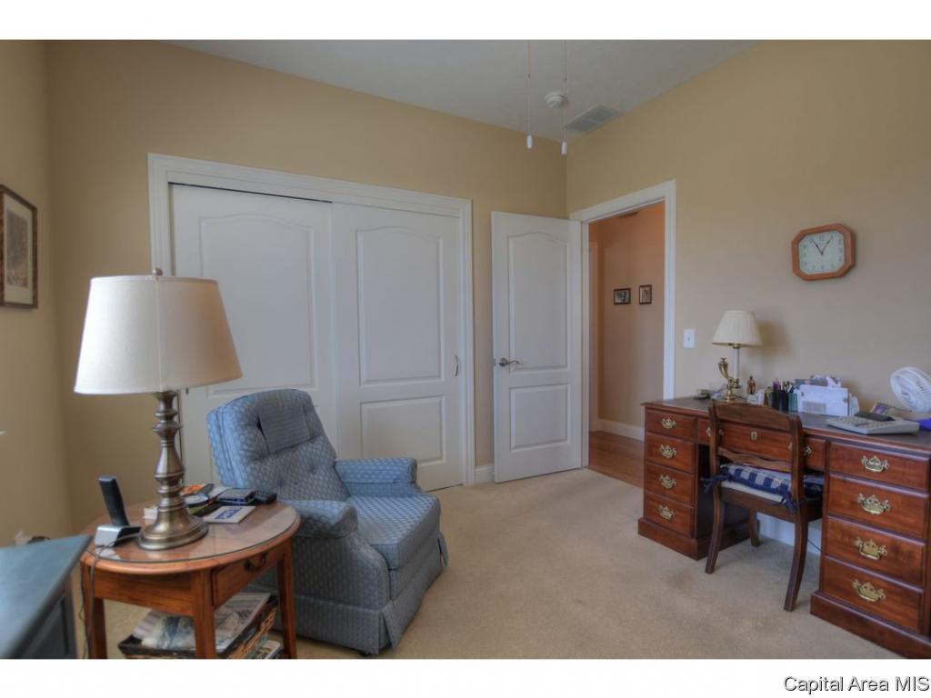 809 Longleaf Court Springfield, IL 62711 - Photo 25 of 29