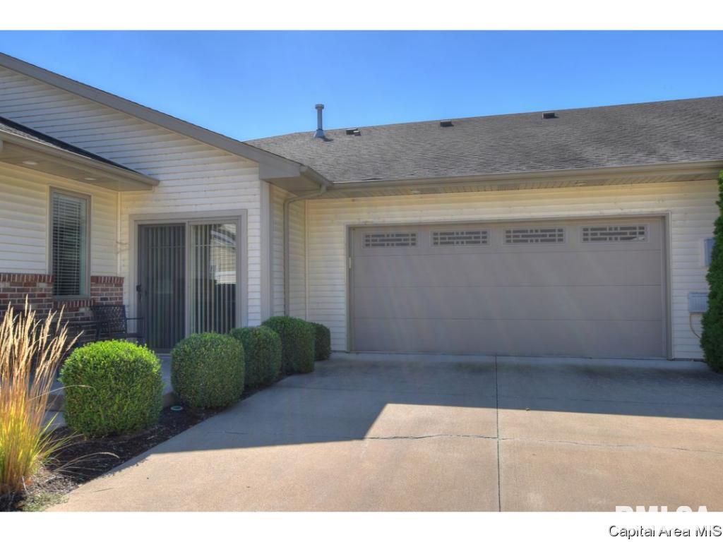 809 Longleaf Court Springfield, IL 62711 - Photo 4 of 29