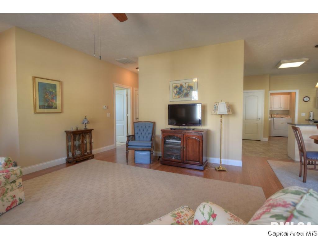 809 Longleaf Court Springfield, IL 62711 - Photo 6 of 29