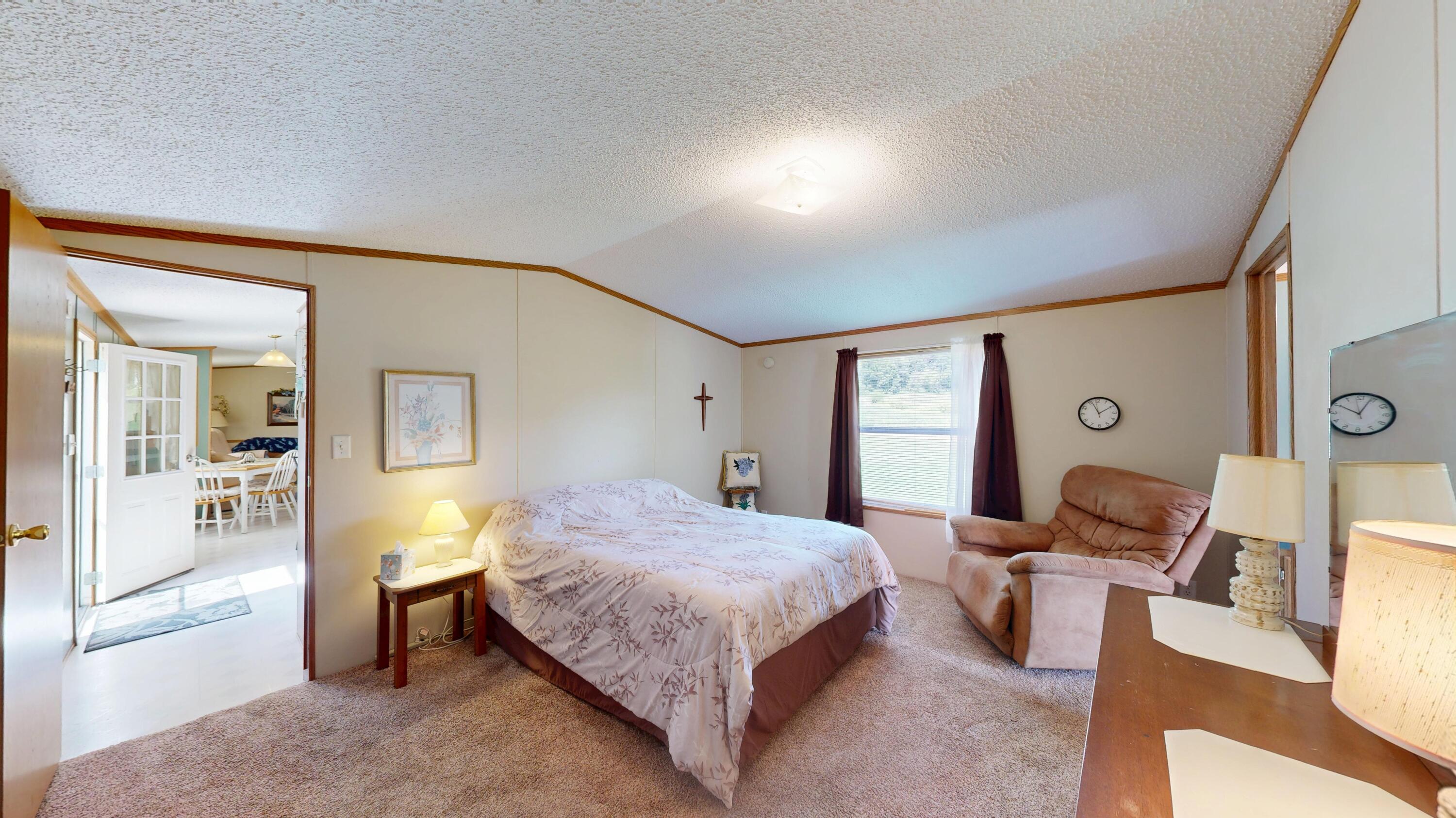 E2817 South Creek Road De Soto, WI 54624 - Photo 12 of 27 Primary Bedroom