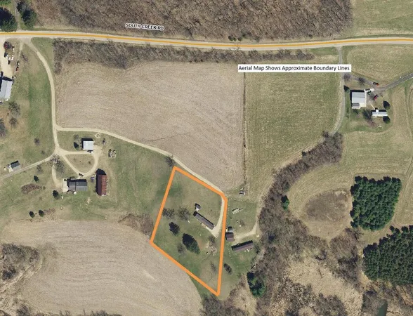 $180,000 | E2817 South Creek Road, De Soto, WI 54624