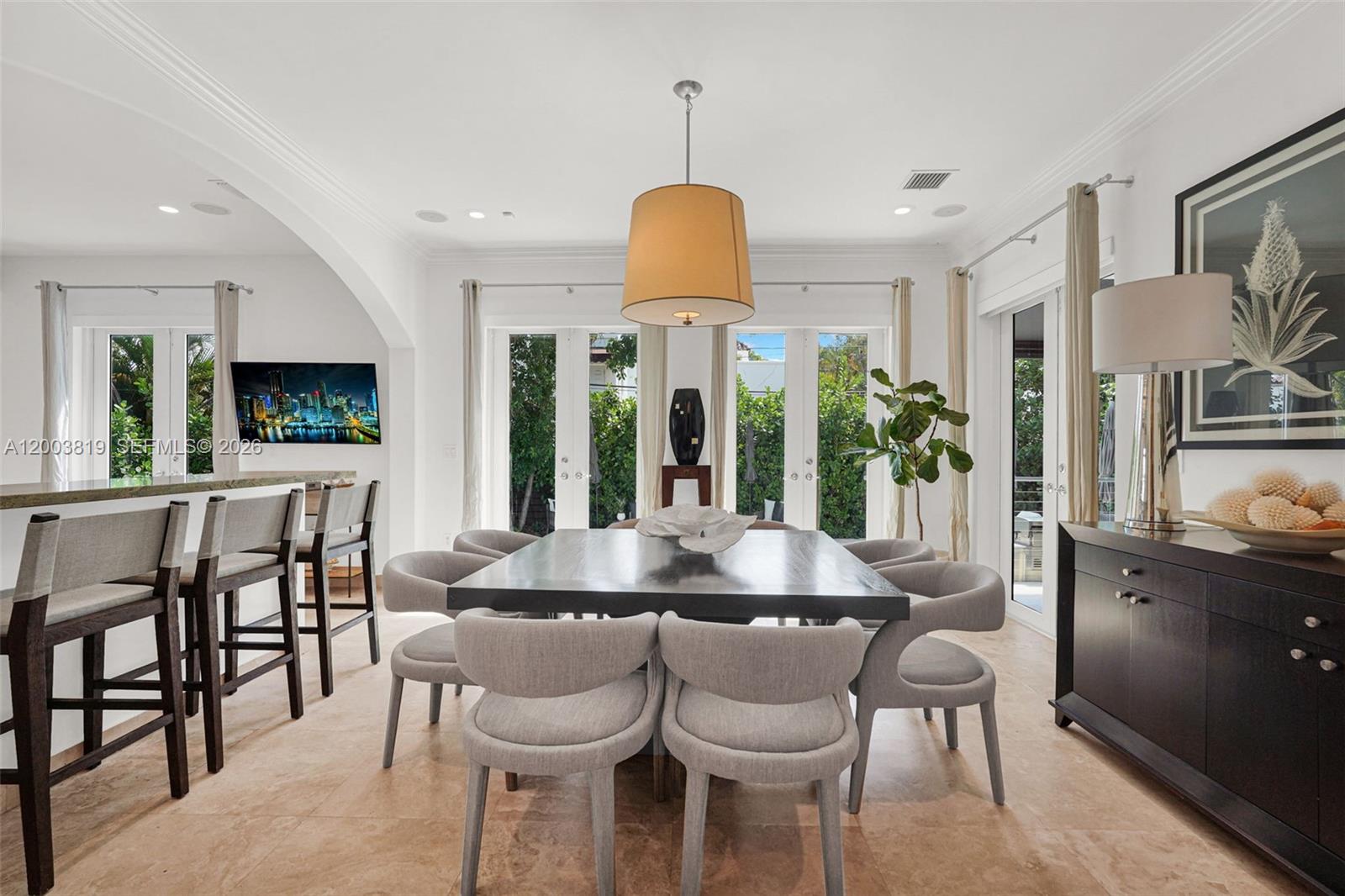 2143 North Bay Road Miami Beach, FL 33140 - Photo 25 of 77