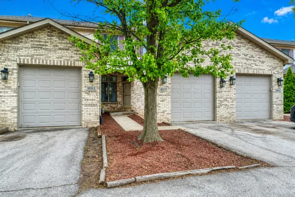 $279,000 | 8810 West 84th Place, Unit D, Justice, IL 60458