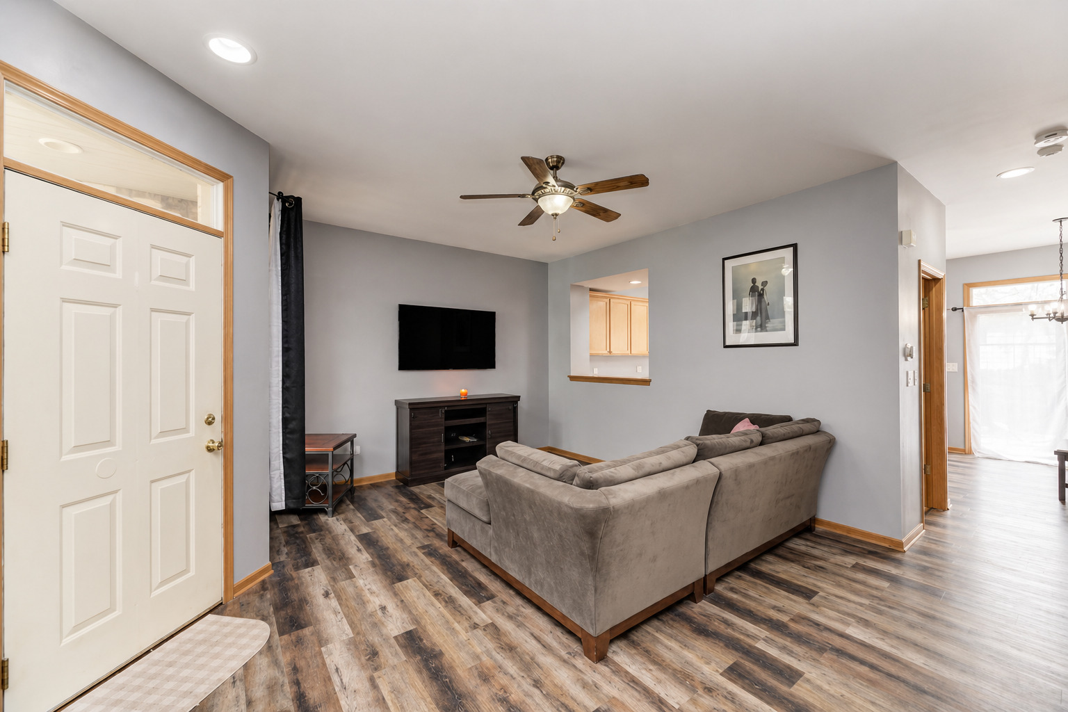 8810 West 84th Place, Unit D Justice, IL 60458 - Photo 4 of 18