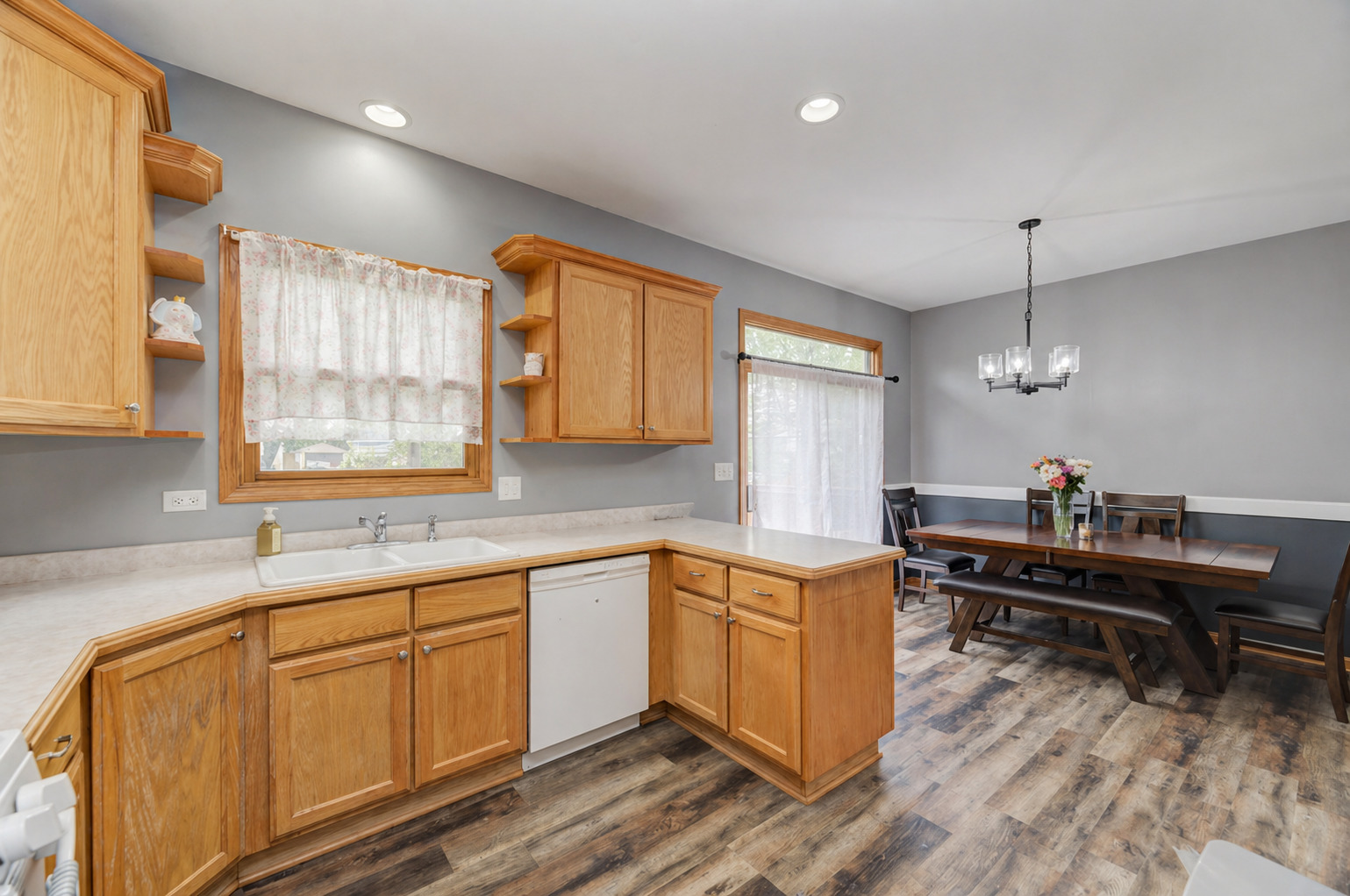 8810 West 84th Place, Unit D Justice, IL 60458 - Photo 9 of 18