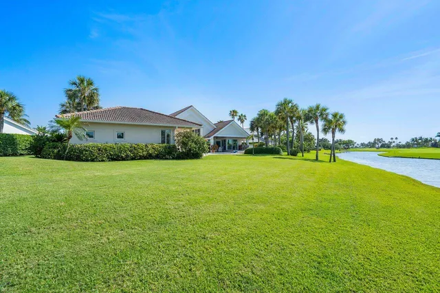 $5,750,000 | 2160 Golfview Lane, Stuart, FL 34996