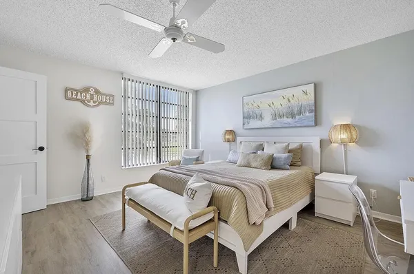 $229,900 | 5722 Coral Lake Drive, Unit 210, Margate, FL 33063