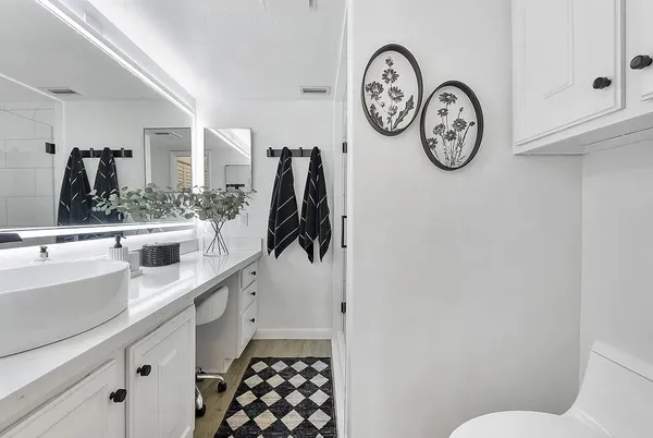 $229,900 | 5722 Coral Lake Drive, Unit 210, Margate, FL 33063