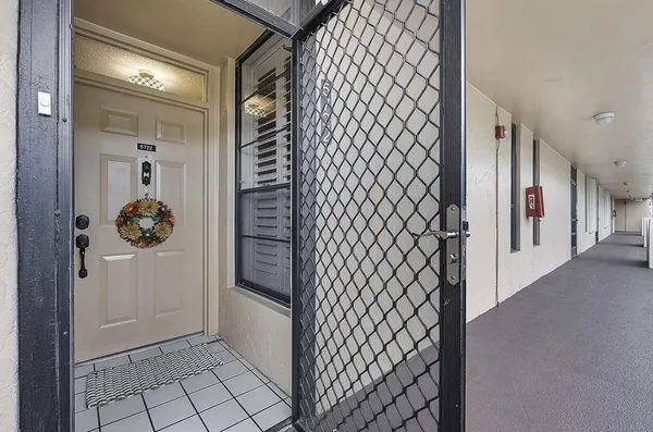 $229,900 | 5722 Coral Lake Drive, Unit 210, Margate, FL 33063