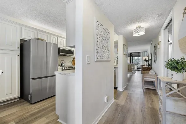 $229,900 | 5722 Coral Lake Drive, Unit 210, Margate, FL 33063