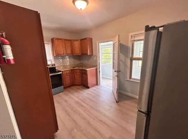 $2,400 | 61 Rose Street, Phillipsburg, NJ 08865