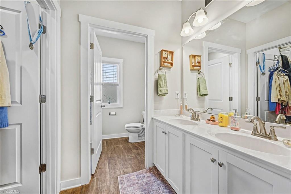 215 James Street Lexington, NC 27295 - Photo 14 of 22