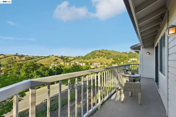 $1,050,000 | 4340 Terra Granada Drive, Unit 1B, Walnut Creek, CA 94595
