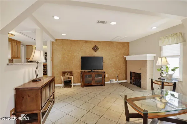 $450,000 | 421 Malibu Way, Brick, NJ 08723