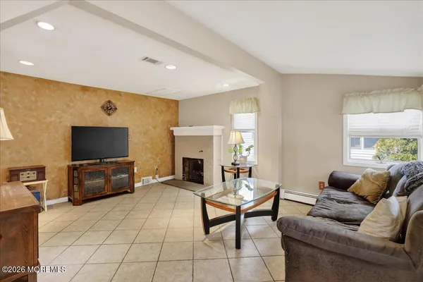 $400,000 | 421 Malibu Way, Brick, NJ 08723