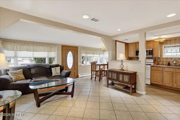 $400,000 | 421 Malibu Way, Brick, NJ 08723