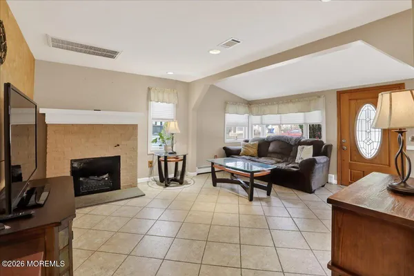 $450,000 | 421 Malibu Way, Brick, NJ 08723