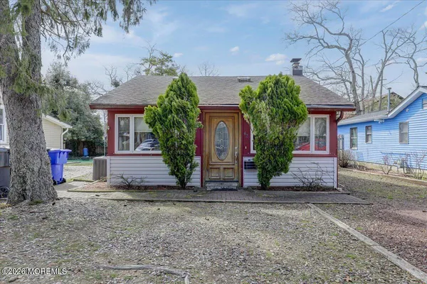 $450,000 | 421 Malibu Way, Brick, NJ 08723