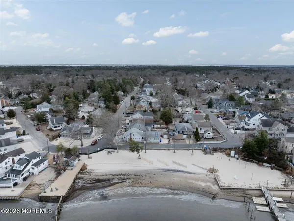 $450,000 | 421 Malibu Way, Brick, NJ 08723