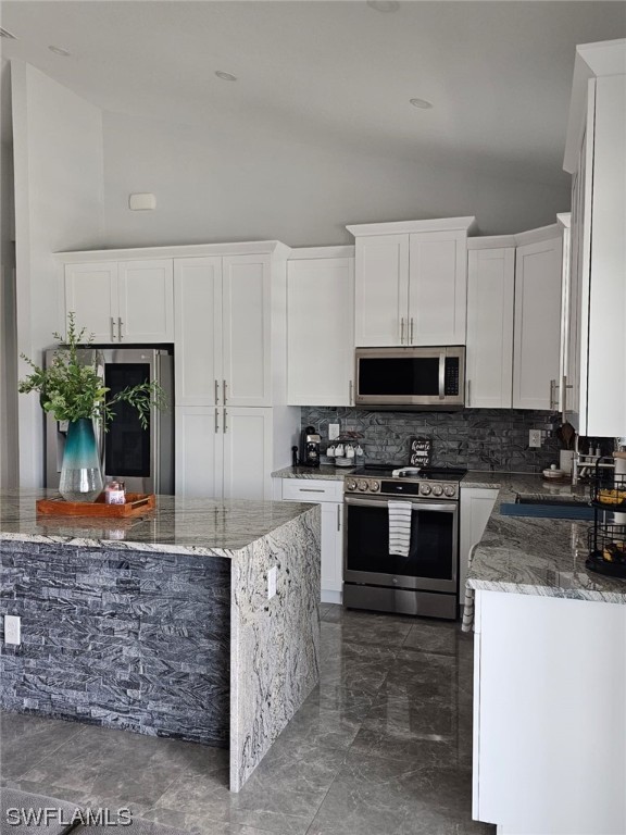 945 Nelson Road North Cape Coral, FL 33993 - Photo 7 of 37 Gallery Image 7