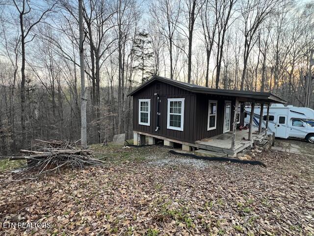 192 Taylor Road Byrdstown, TN 38549 - Photo 2 of 15 image3