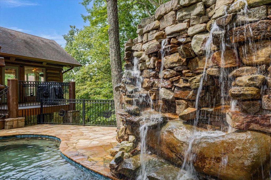 373 Rising Star Lane Mineral Bluff, GA 30559 - Photo 26 of 98