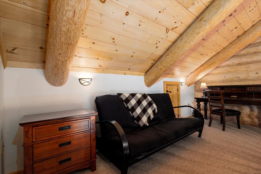 373 Rising Star Lane Mineral Bluff, GA 30559 - Photo 64 of 98 a living room with furniture and a piano