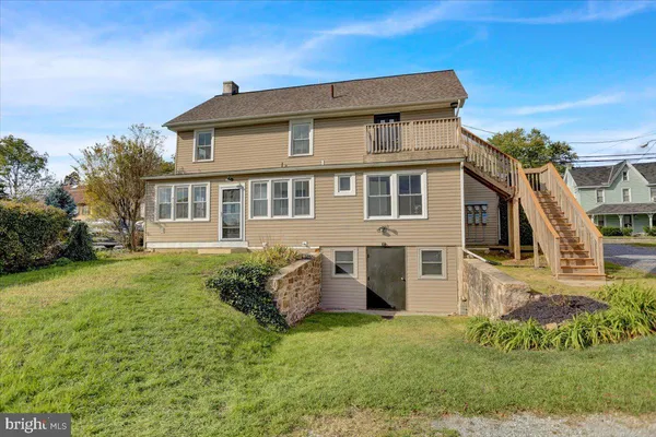 $1,500 | 3208 Main Street, Unit 2, Morgantown, PA 19543