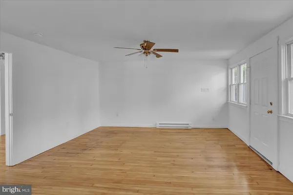 $1,500 | 3208 Main Street, Unit 2, Morgantown, PA 19543