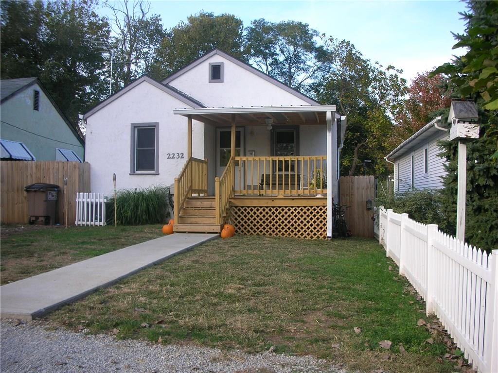 2232 Mapleton Court Columbus, IN 47201 - Photo 1 of 18 Gallery Image 1
