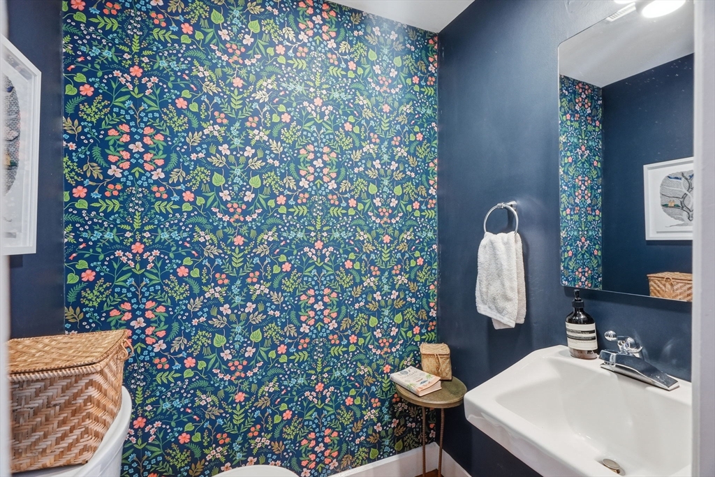 24 Cedarwood Road Boston, MA 02130 - Photo 24 of 41