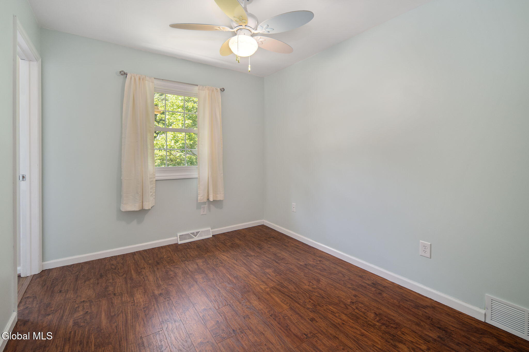 20 Bell Flower Road Ballston Spa, NY 12020 - Photo 21 of 39 33-20BellFlowerRd_32
