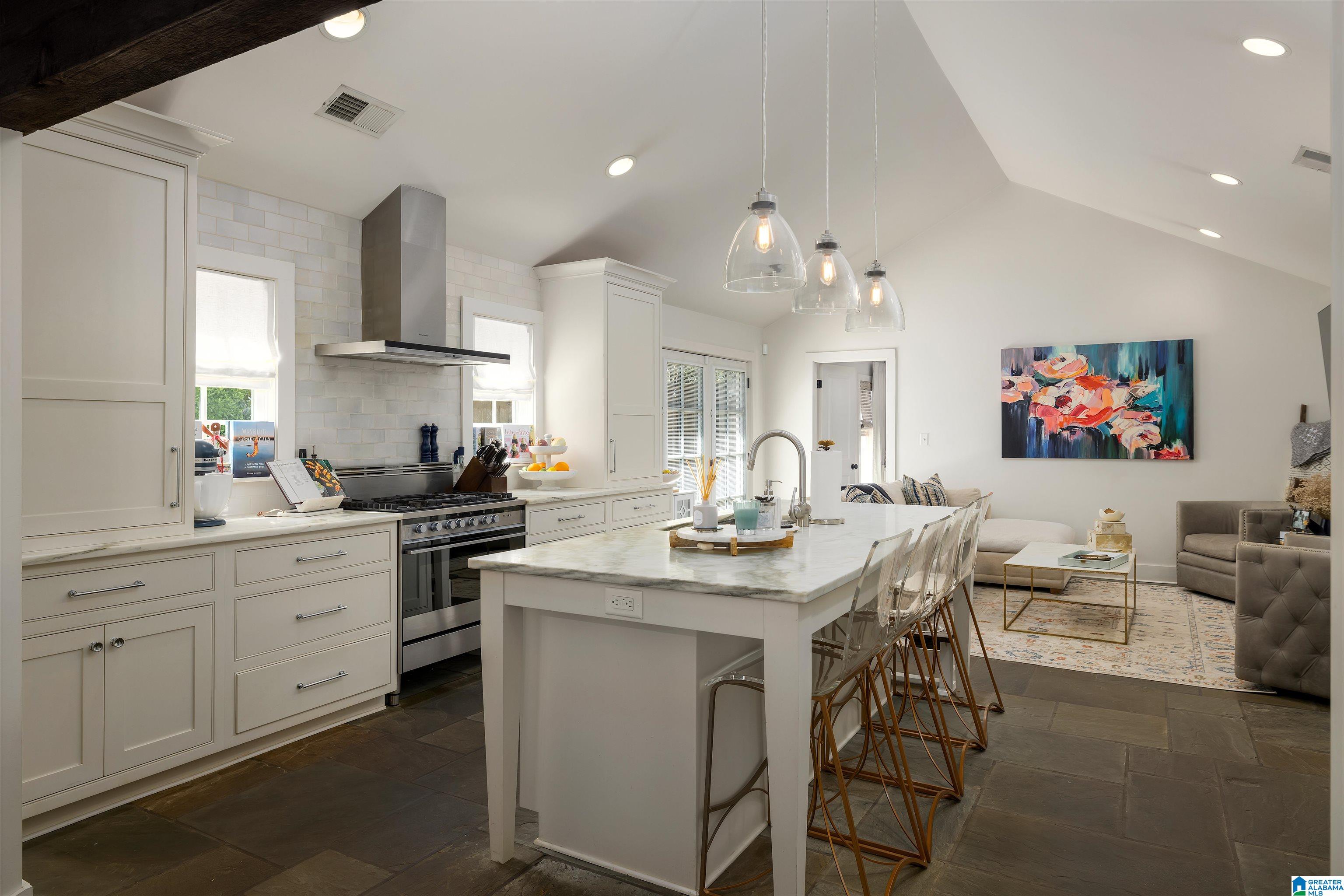 216 Rockaway Road Birmingham, AL 35209 - Photo 15 of 51 Gallery Image 15