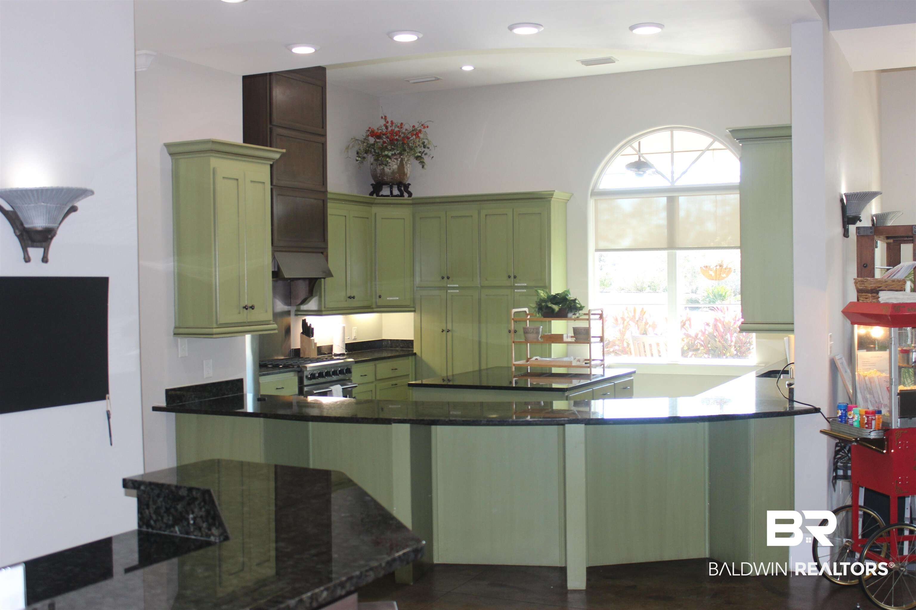 11876 Gateway Drive Elberta, AL 36530 - Photo 16 of 43 Clubhouse kitchen