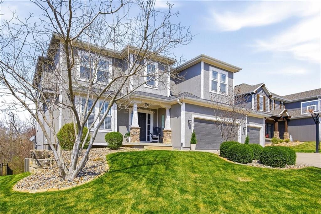 12512 South Gleason Road Olathe, KS 66061 - Photo 1 of 50