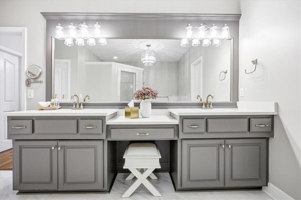 12512 South Gleason Road Olathe, KS 66061 - Photo 19 of 50