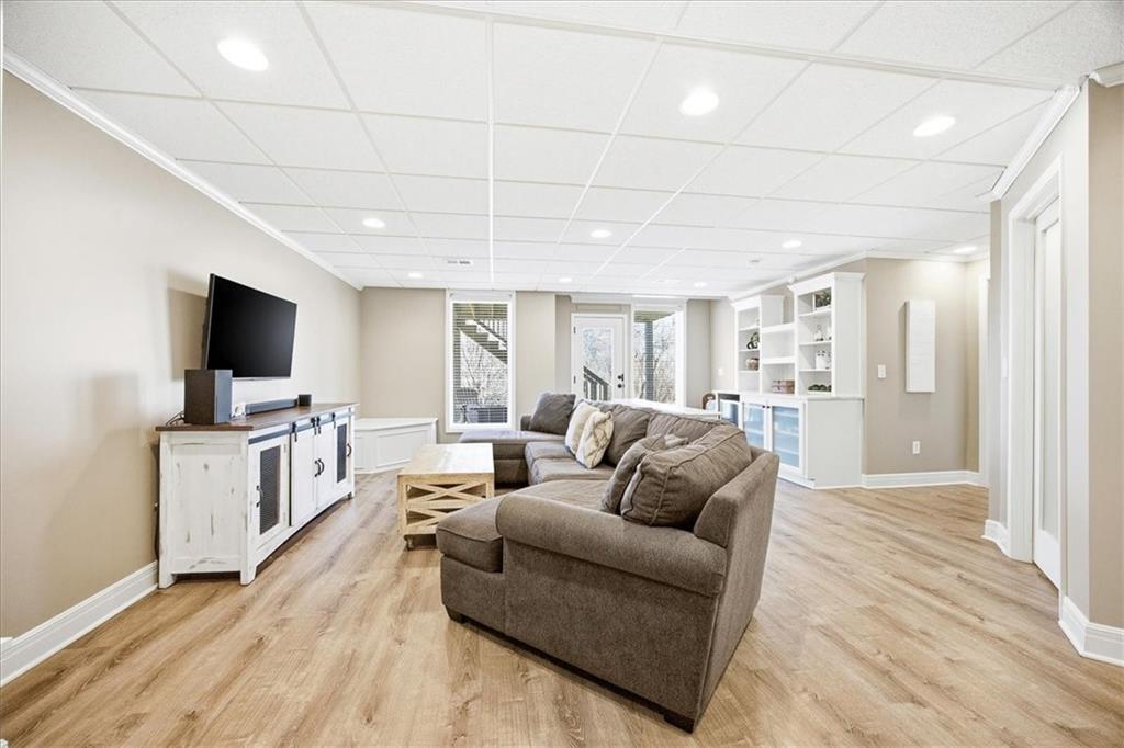 12512 South Gleason Road Olathe, KS 66061 - Photo 30 of 50