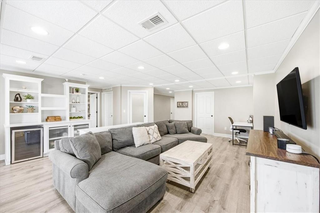 12512 South Gleason Road Olathe, KS 66061 - Photo 31 of 50