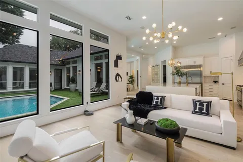 $1,549,000 | 4373 West Northwest Highway, Dallas, TX 75220