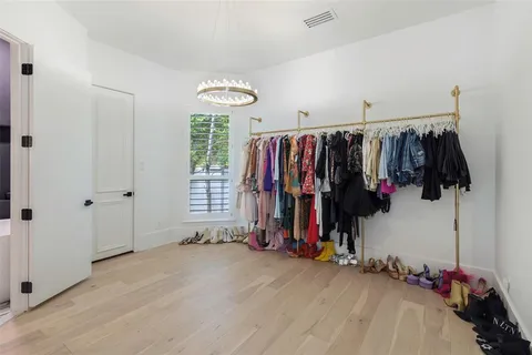 $1,599,000 | 4373 West Northwest Highway, Dallas, TX 75220