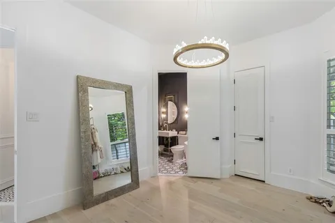 $1,599,000 | 4373 West Northwest Highway, Dallas, TX 75220