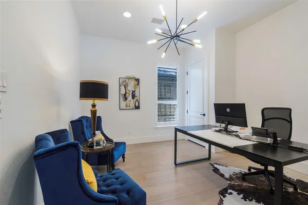 $1,499,975 | 4373 West Northwest Highway, Dallas, TX 75220
