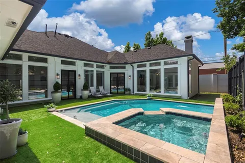 $1,599,000 | 4373 West Northwest Highway, Dallas, TX 75220