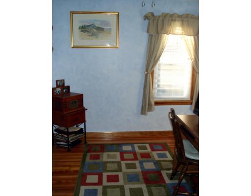 134 Carr Street Springfield, MA 01118 - Photo 8 of 16